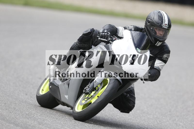 /37 28.07.2025 Dunlop Ride und Test Day ADR/Einsteiger gruen/9